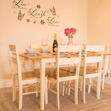 Stunning 3 Double Bedroom Apartment - *Town Centre / Near Beach* Berwick Upon Tweed Εξωτερικό φωτογραφία
